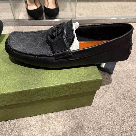 Gucci Loafers - Picture 6 of 7
